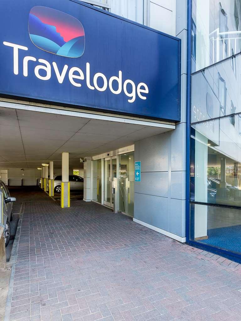 Travelodge Guildford Kültér fotó