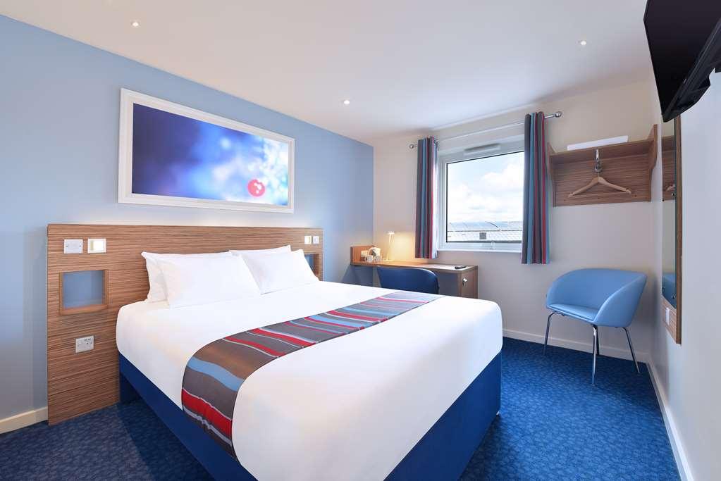 Travelodge Guildford Szoba fotó