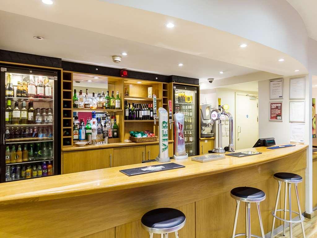 Travelodge Guildford Étterem fotó