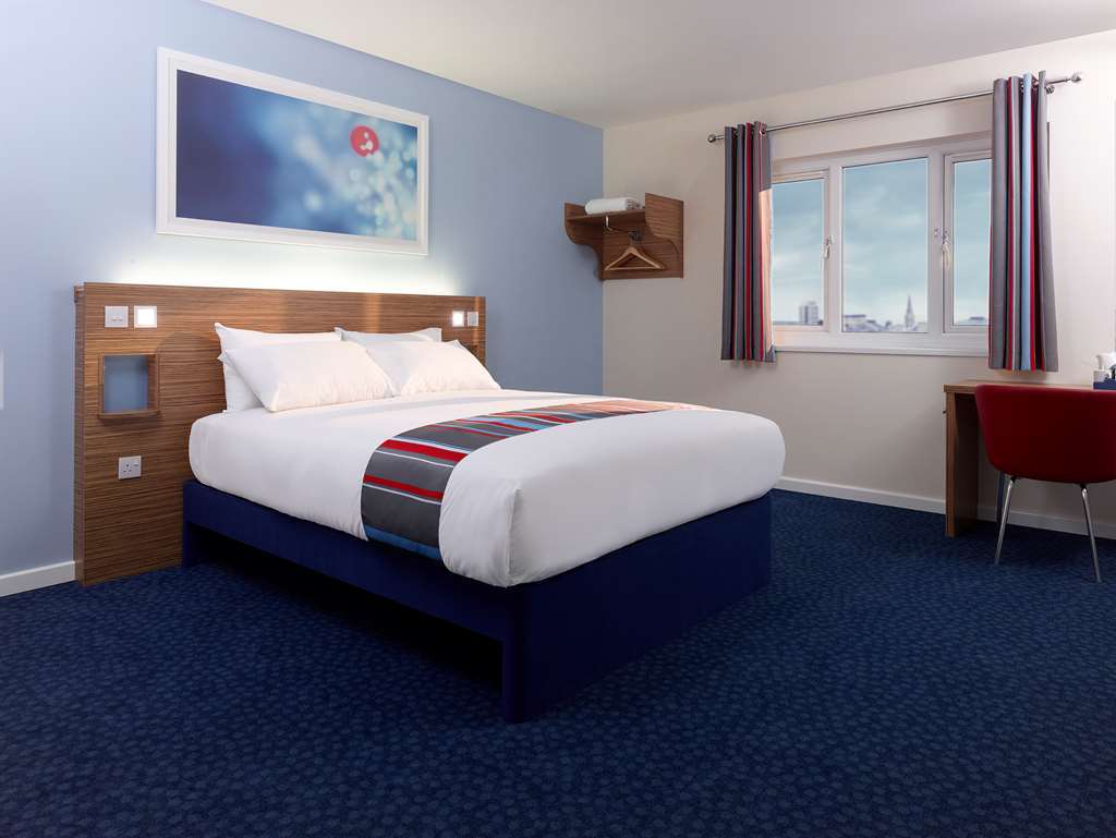 Travelodge Guildford Szoba fotó
